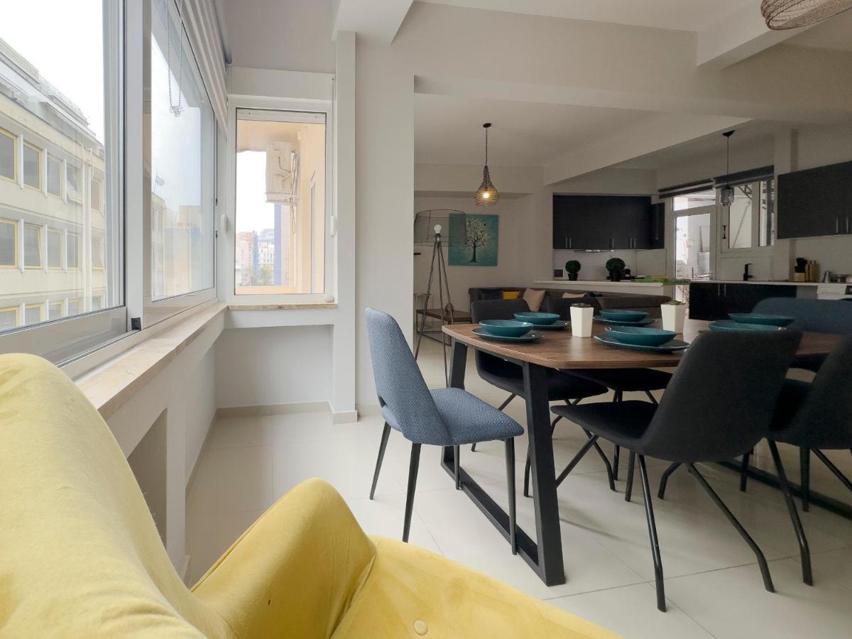 Satovriandou Spacious 128Sqm Apt In Atina Dış mekan fotoğraf
